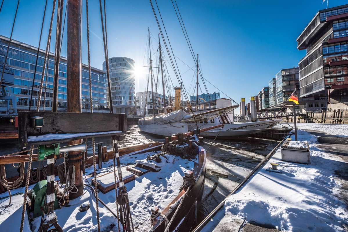 Die HafenCity in Hamburg ist ein beliebtes Ausflugsziel vom Hotel Hanseport Hamburg.
